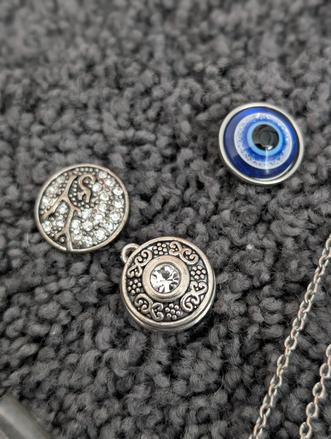 Beautiful landyards with snap on charms for different occasions. - photo 5