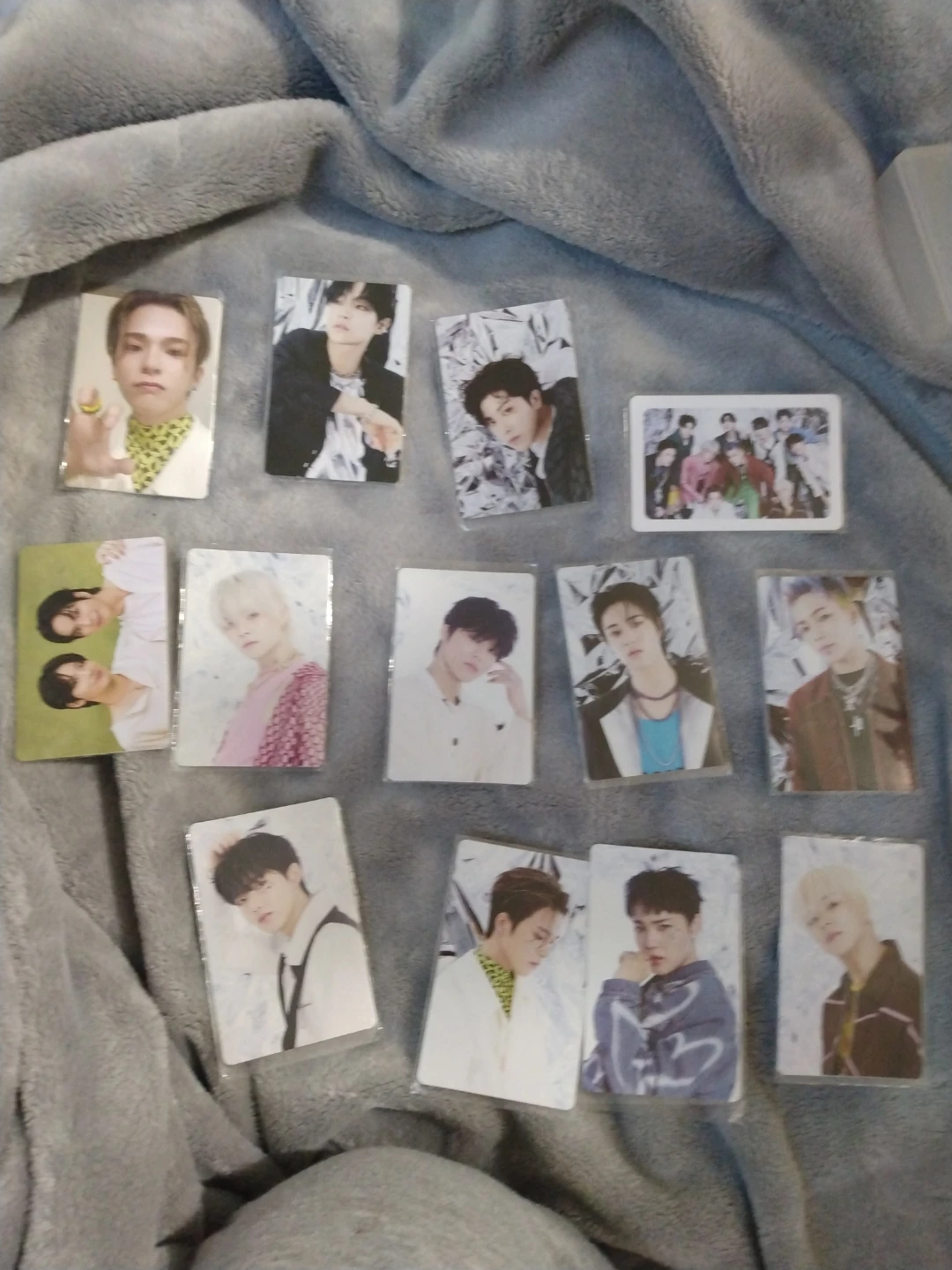 K-Pop Photocards