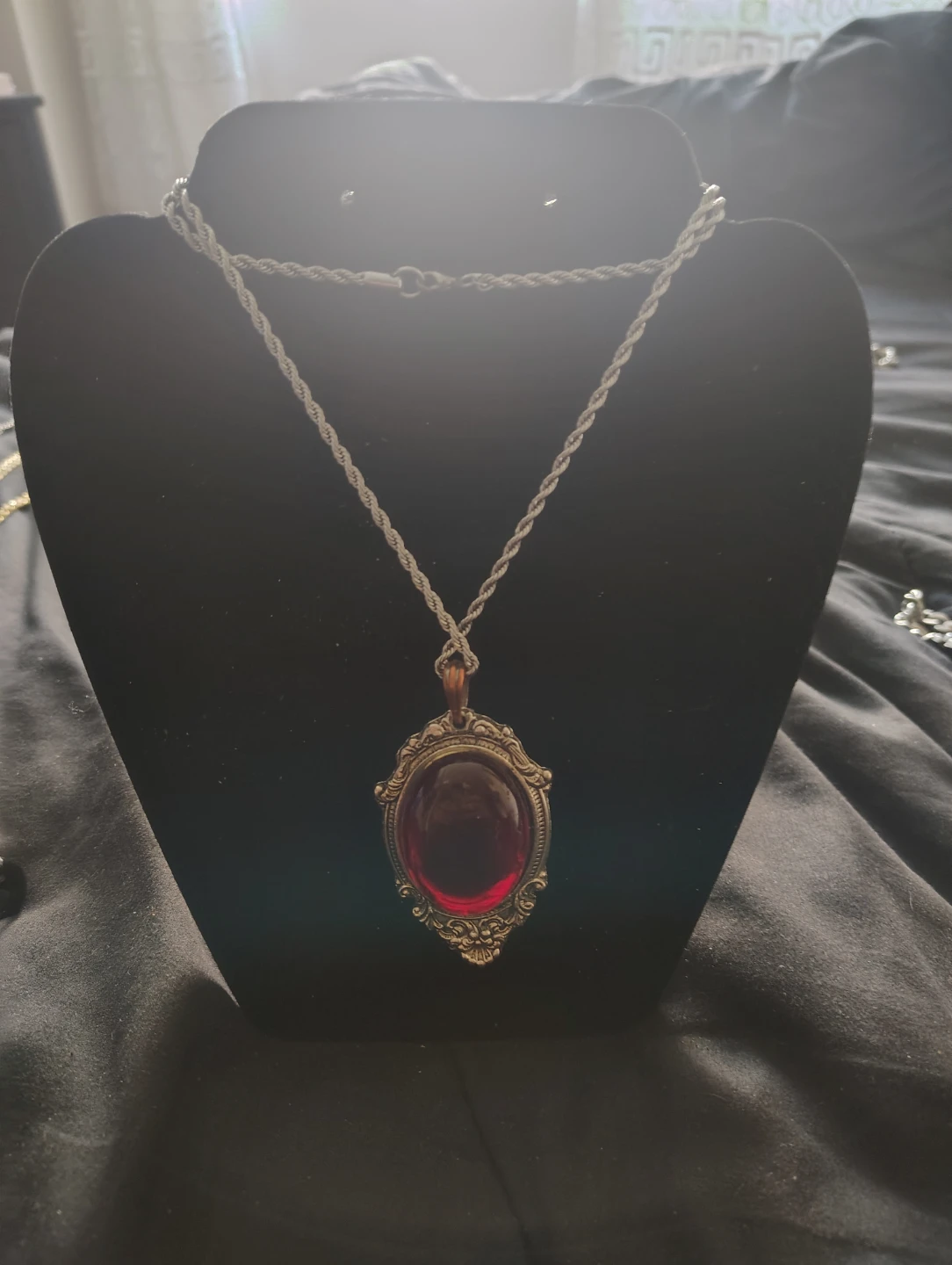 Vintage Red Gemstone Pendant Necklace