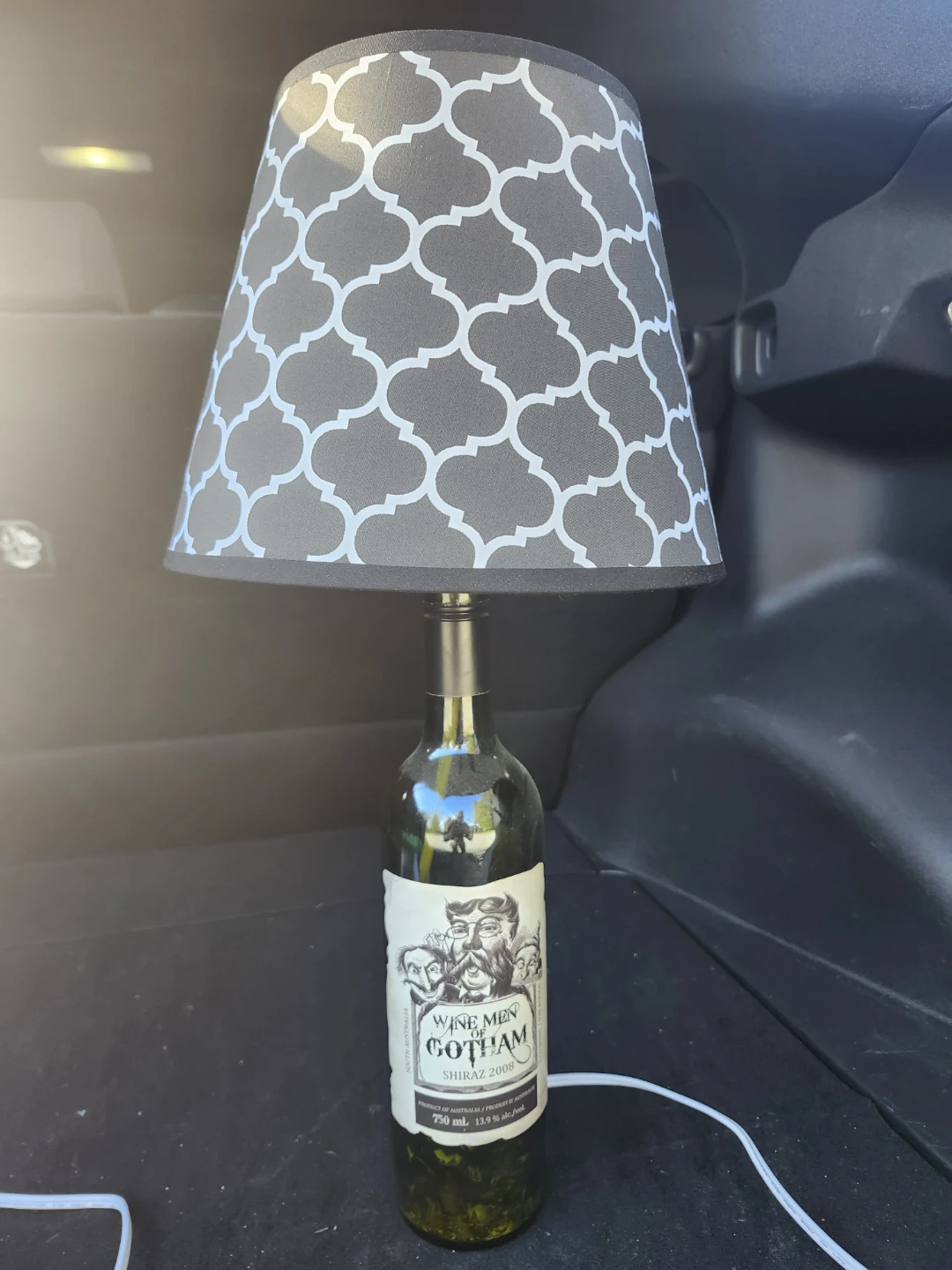 Custom wine bottle lamp
