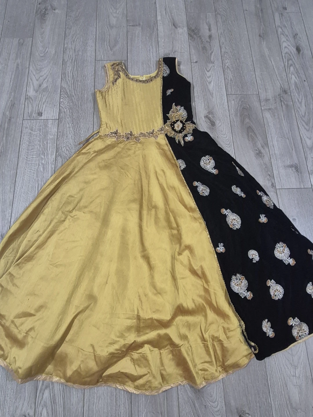 Girls' Gold and Black Embellished Dress