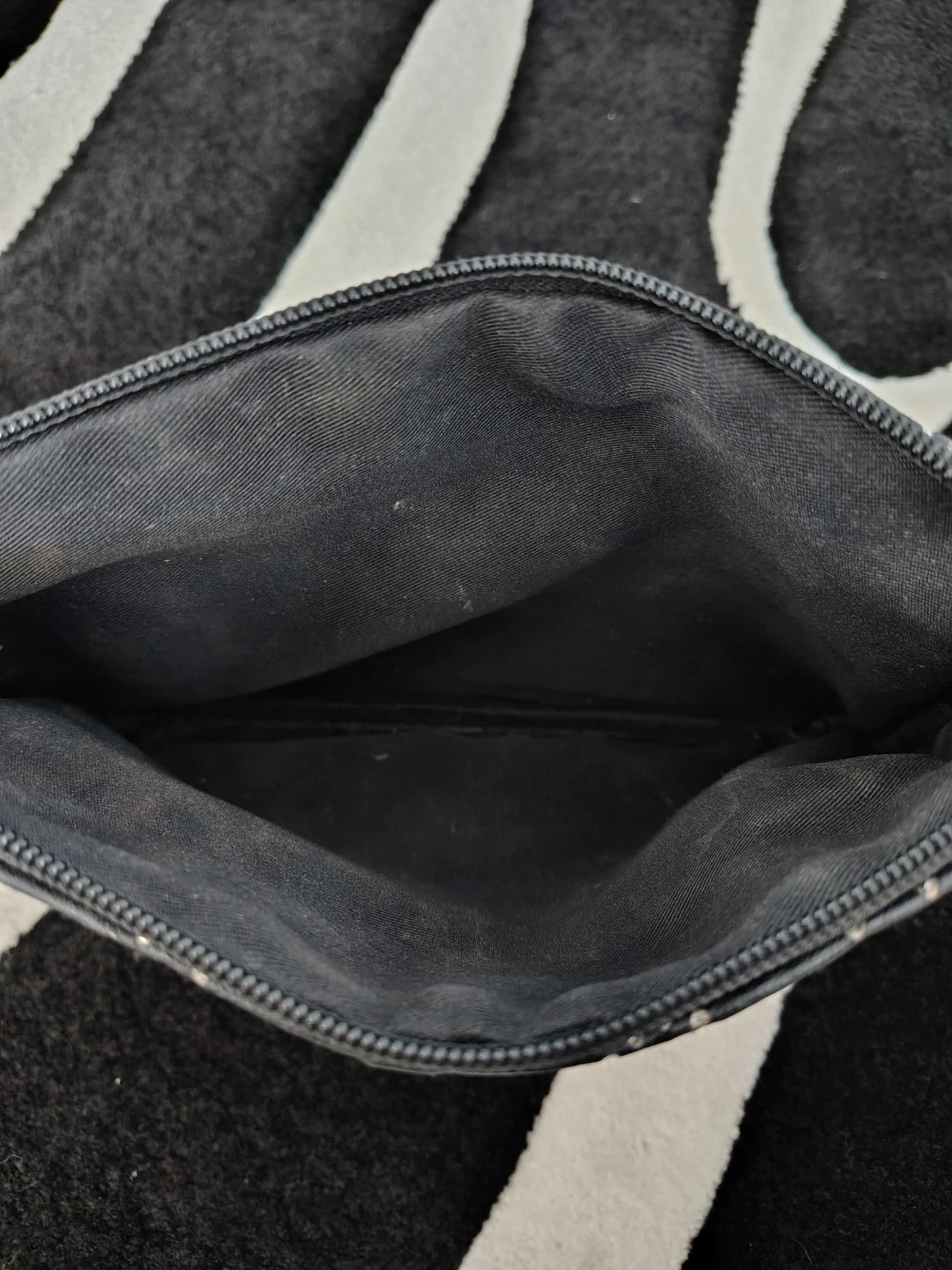 Ollie & Olivia Black Clutch with Studded Detail - photo 4