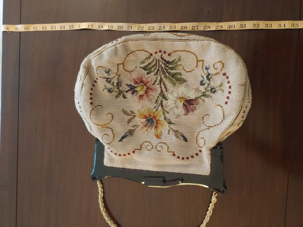 Needle point purse