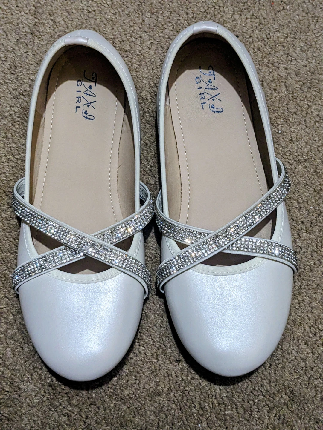 White Sparkly Strap Flats - Size 1- 1.5 for girls - photo 4