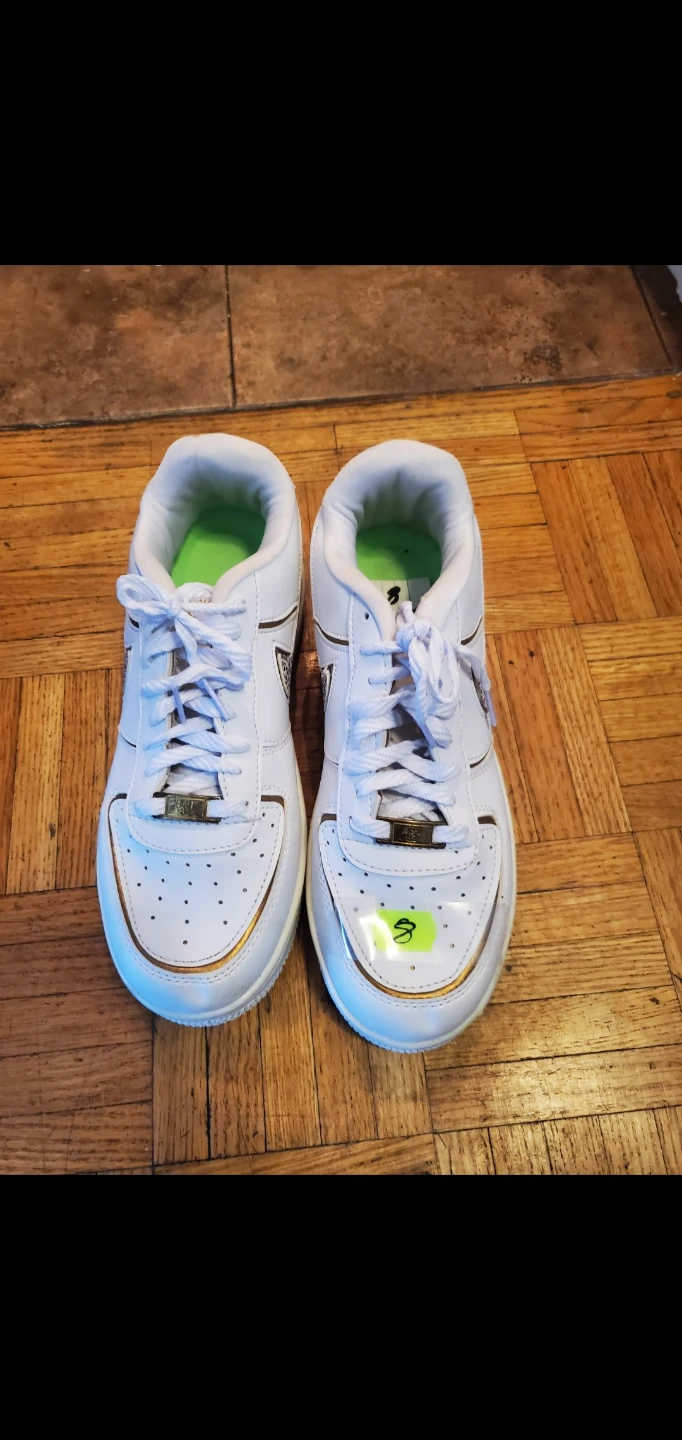 Women's/ Girls Nike  Air CR7  Shoes Size 8
