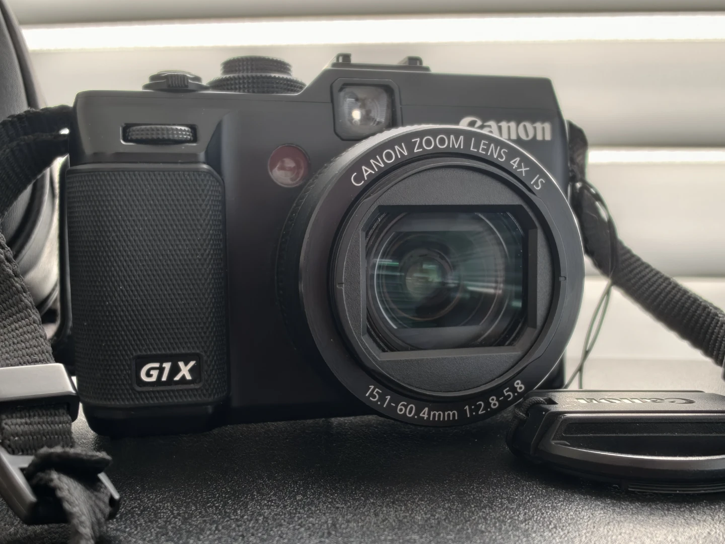 Canon PowerShot G1 X Digital Camera with Case + Batteries - photo 2