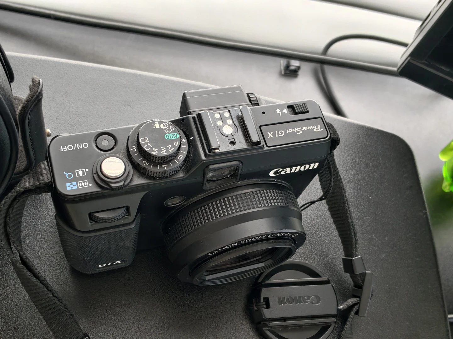 Canon PowerShot G1 X Digital Camera with Case + Batteries - photo 3