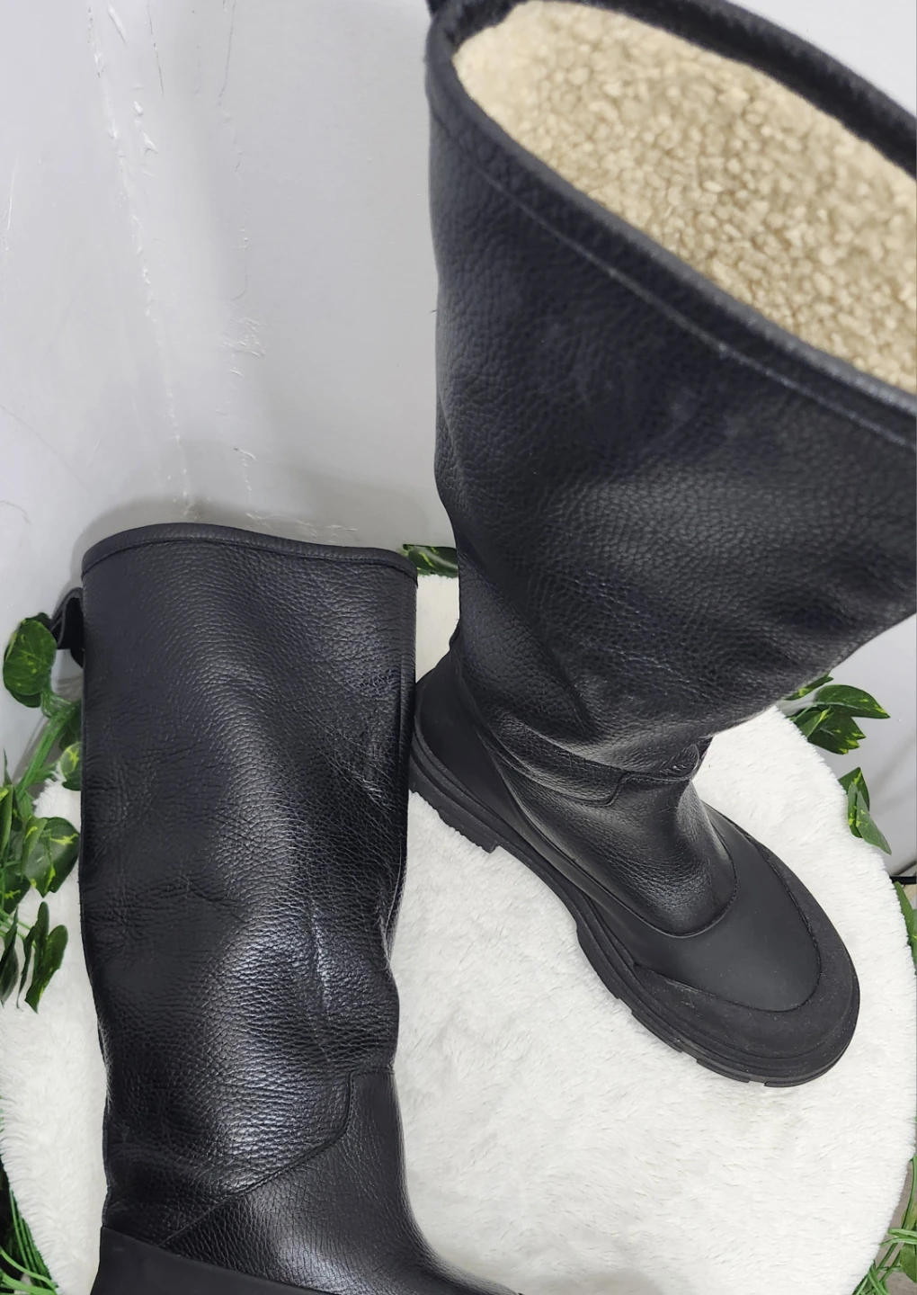 Black Leather Lined Winter Boots - photo 4