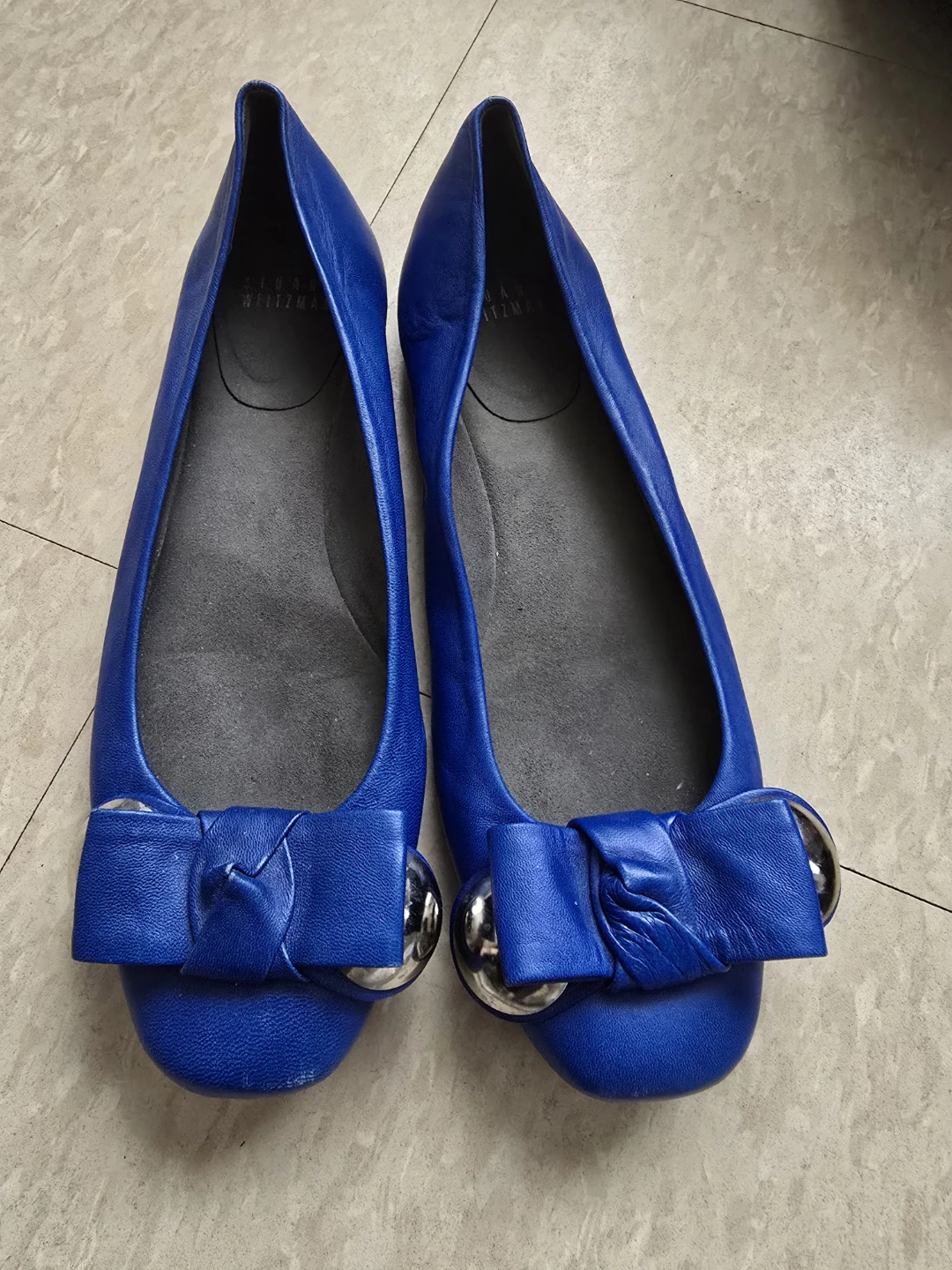 Stuart Weitzman Blue Leather Ballet Flats with Bow Detail