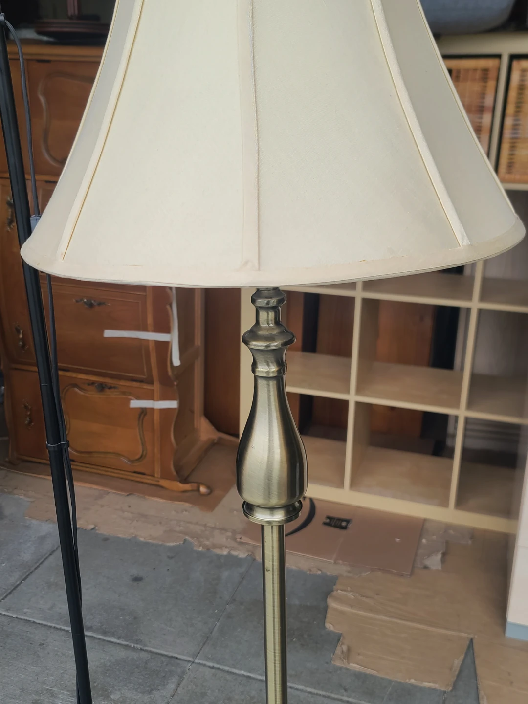 2 Floor Lamps - Black Torchiere & Brass w/ Shade - photo 5
