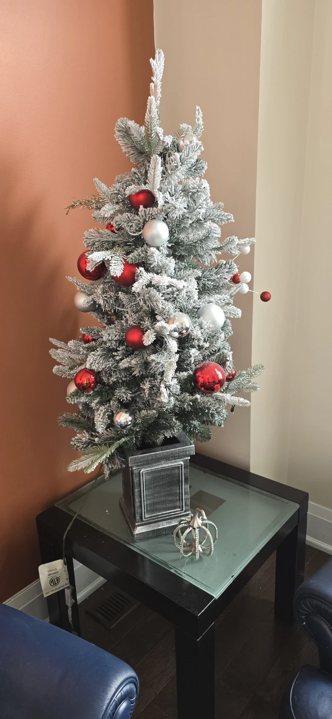 Flocked Artificial Christmas Tree with Ornaments