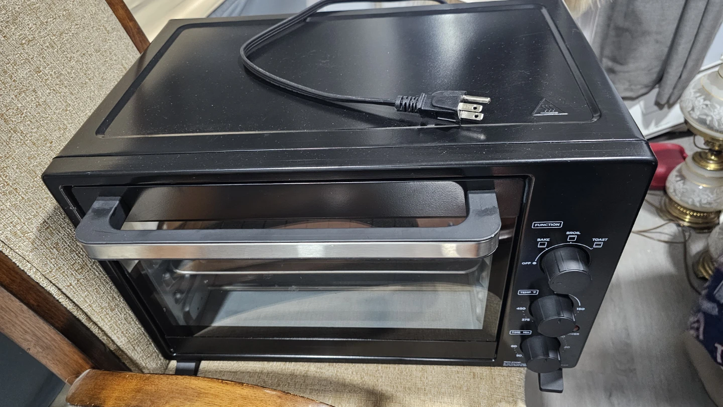 Black Toaster Oven