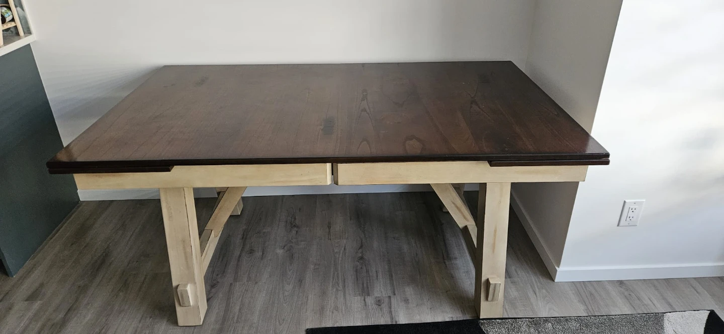 Extendable Dining Table Set with 4 chairs and 1 bench