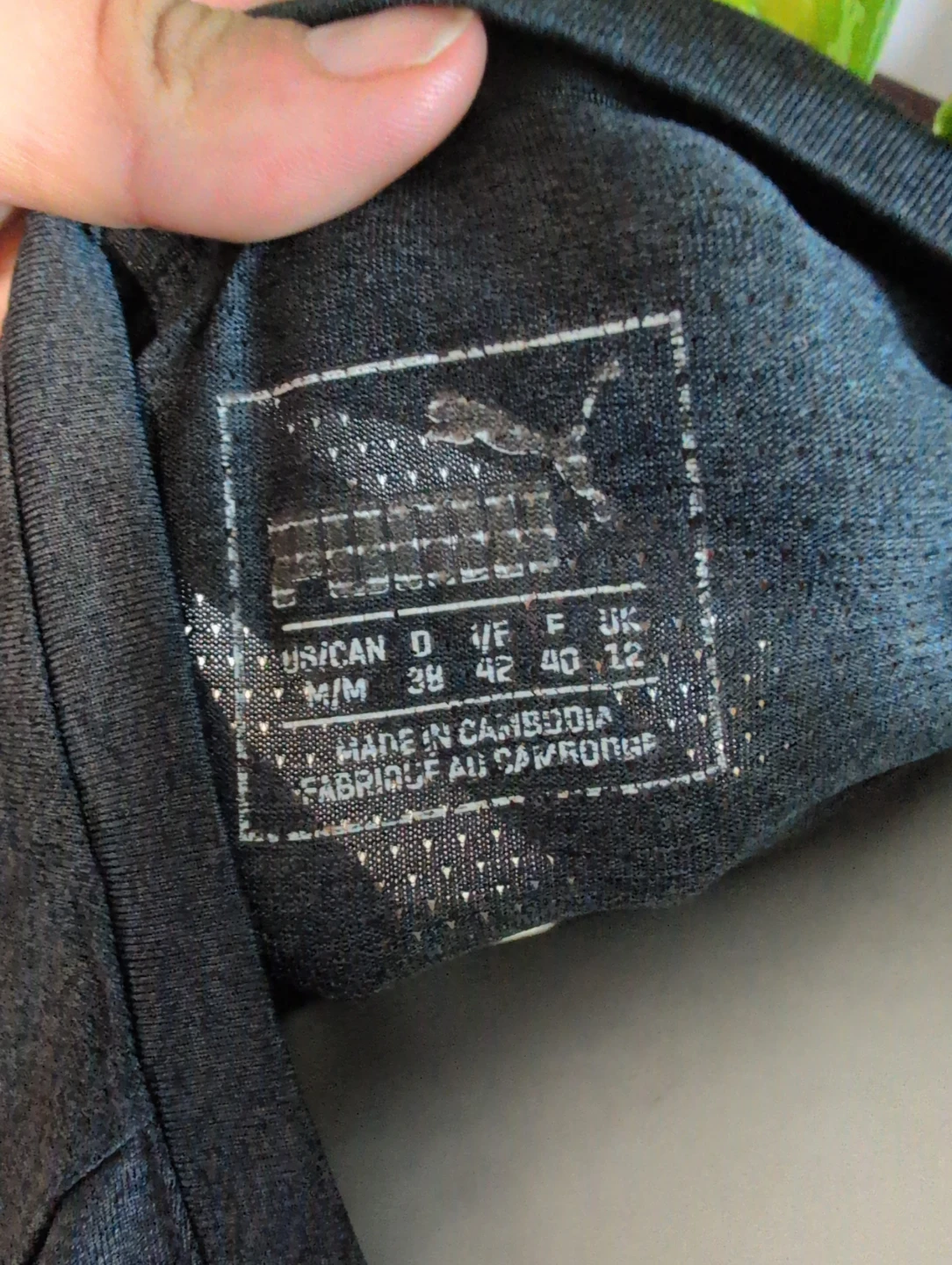 Puma Women's Grey V-Neck T-Shirt Size M - photo 5