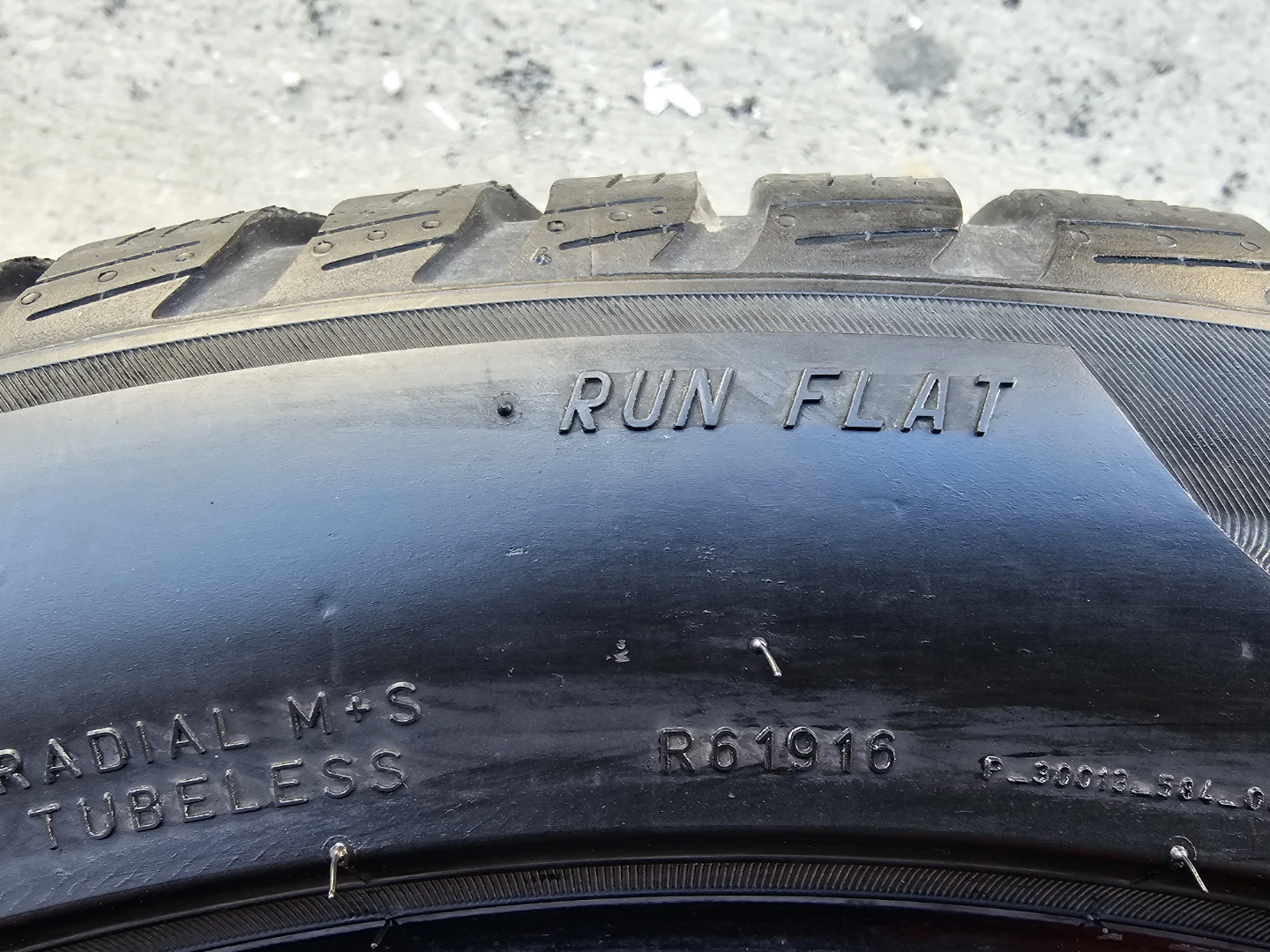 245/45 R20 PIRELLI (RUN FLAT) WINTER TIRES - photo 3