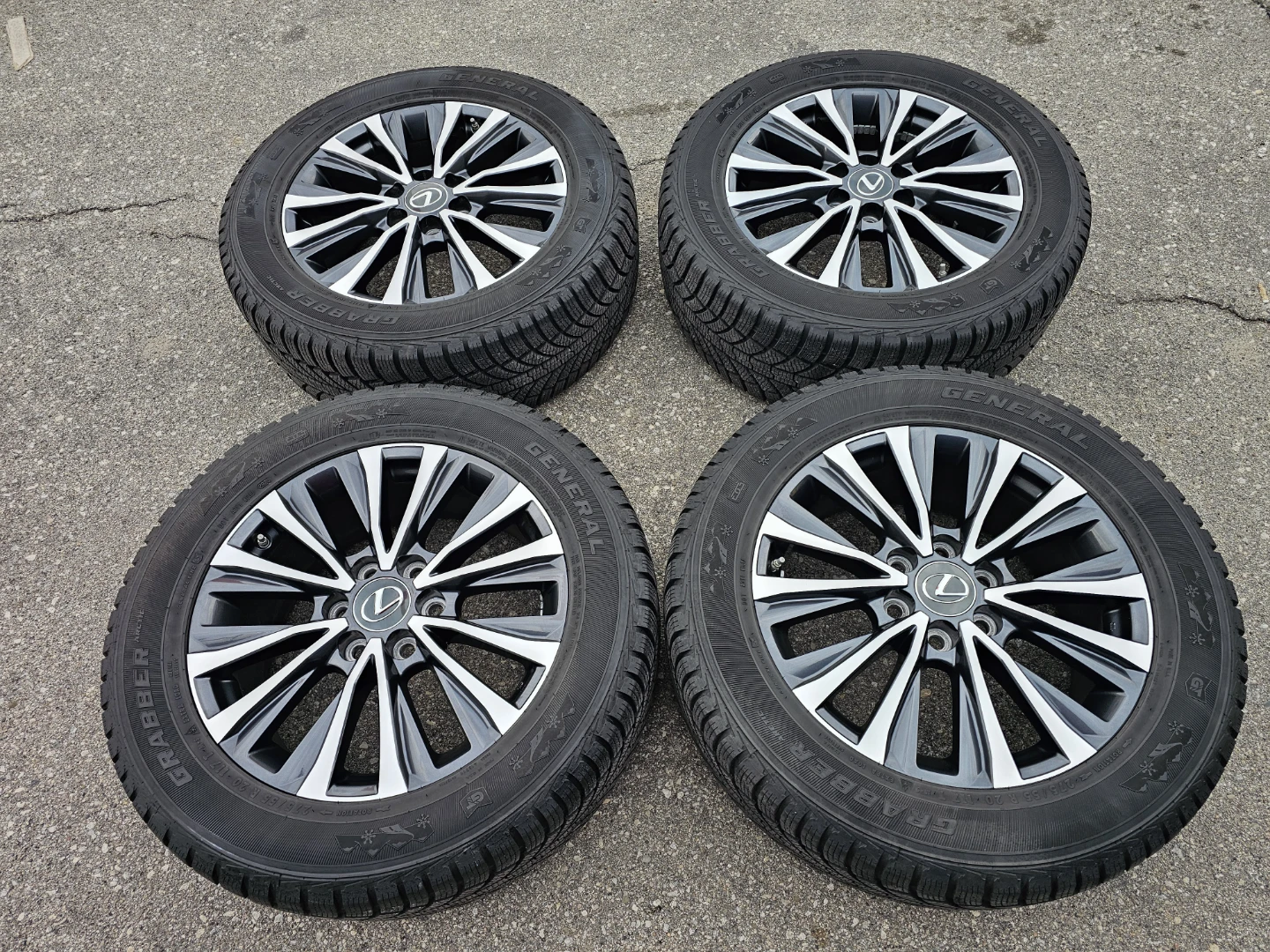 LEXUS LX 600 O.E.M RIMS AND WINTER TIRES 275/55 R20