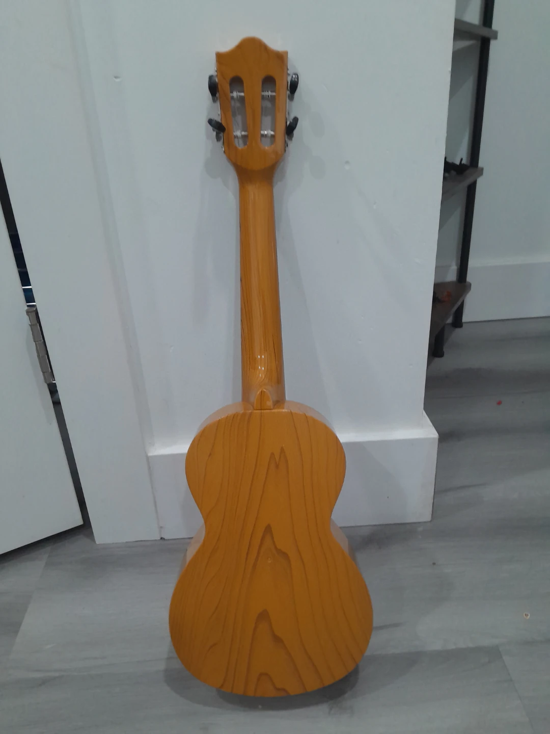 Ukulele - photo 2