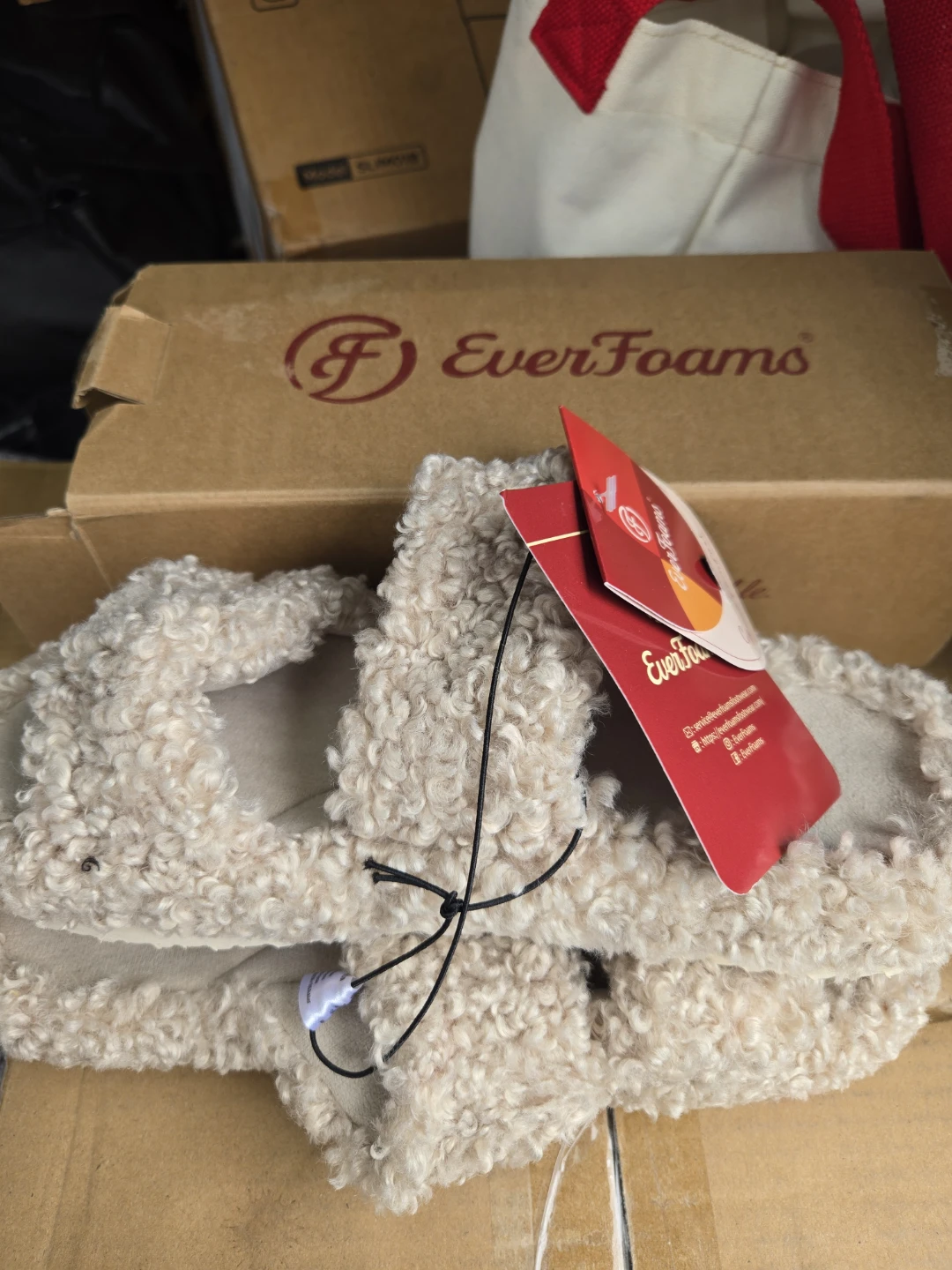 EverFoams Women's Fuzzy Open-Toe Slippers - Size 7-8 - photo 2