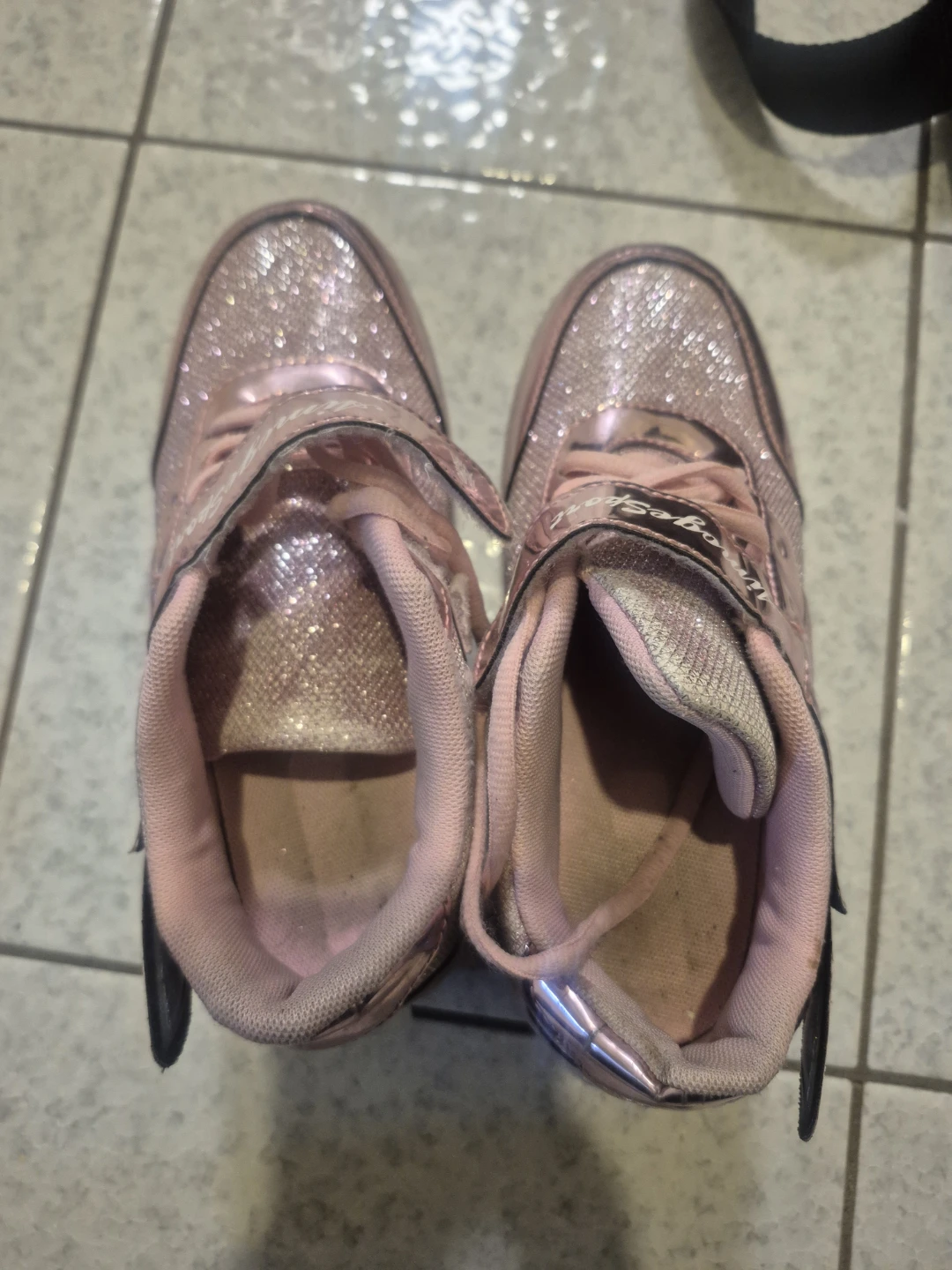 Pink Glitter Roller Shoes - Size 36