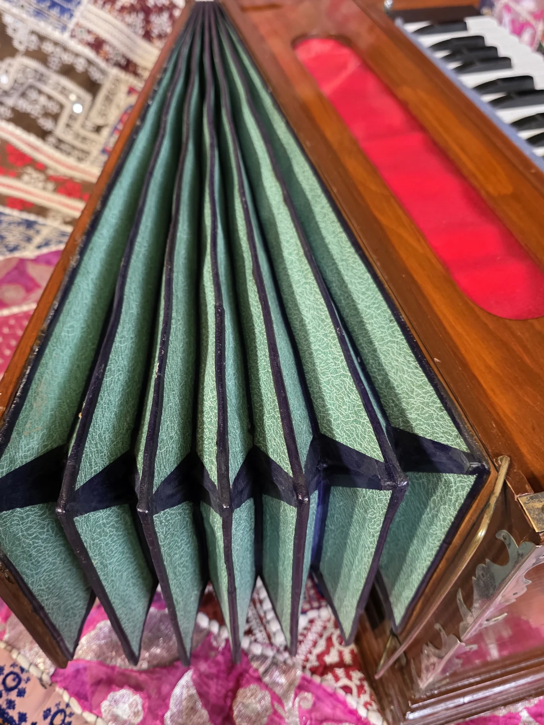 Harmonium Musical Instrument - photo 3