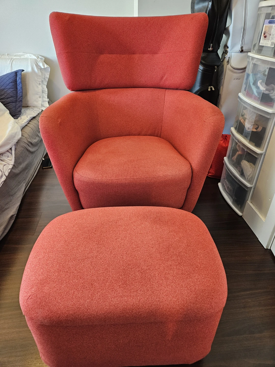 IKEA Oskarshamn Armchair and Ottoman - photo 2