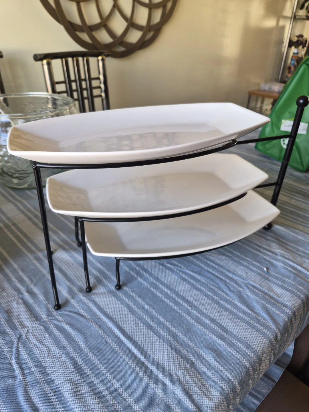 3-Tier White Serving Tray Stand - photo 2