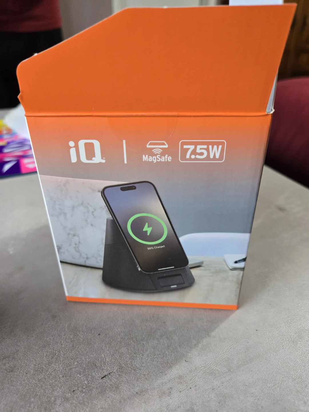 iQ Wave Home Speaker with MagSafe Wireless Charger - photo 3