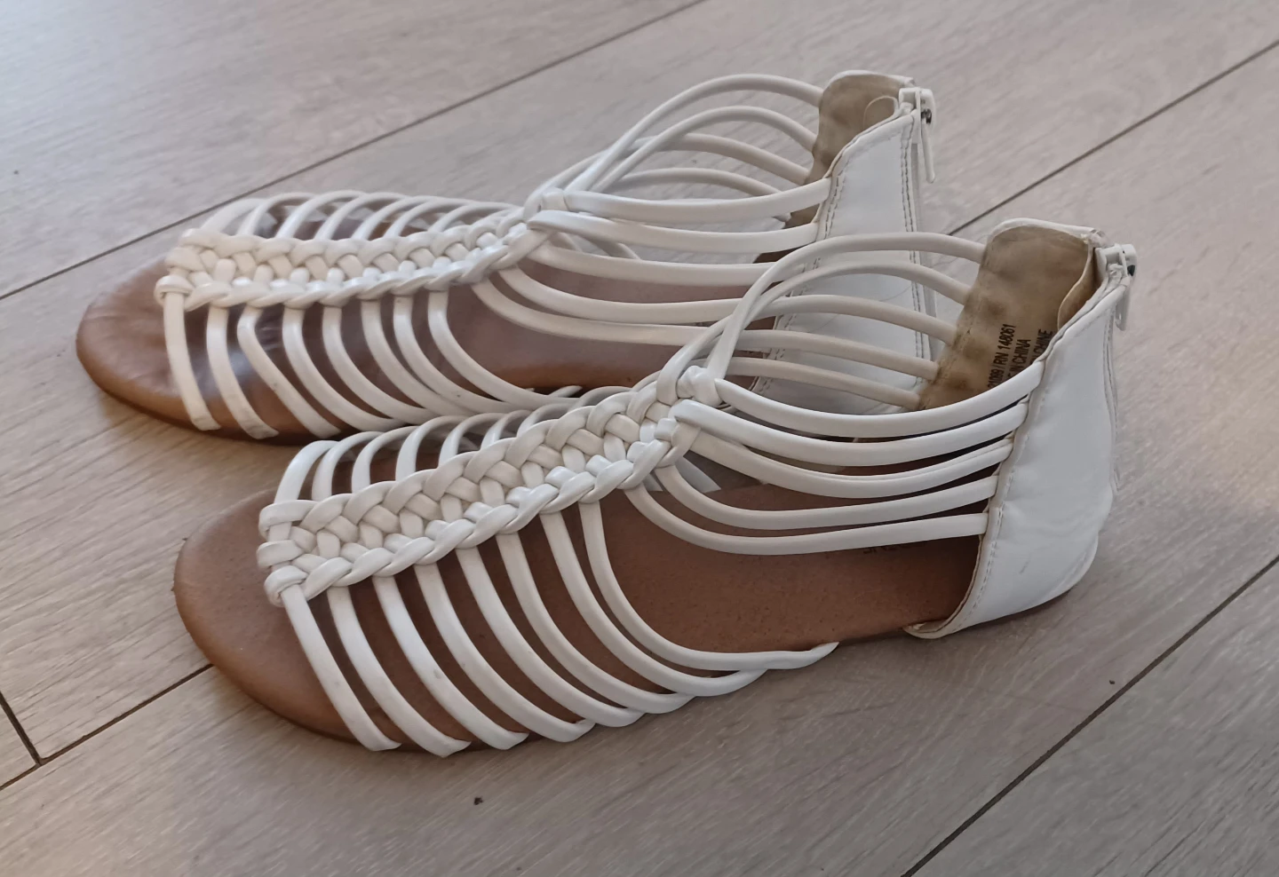 White Gladiator & Black Wedge Sandals size 8 - photo 3