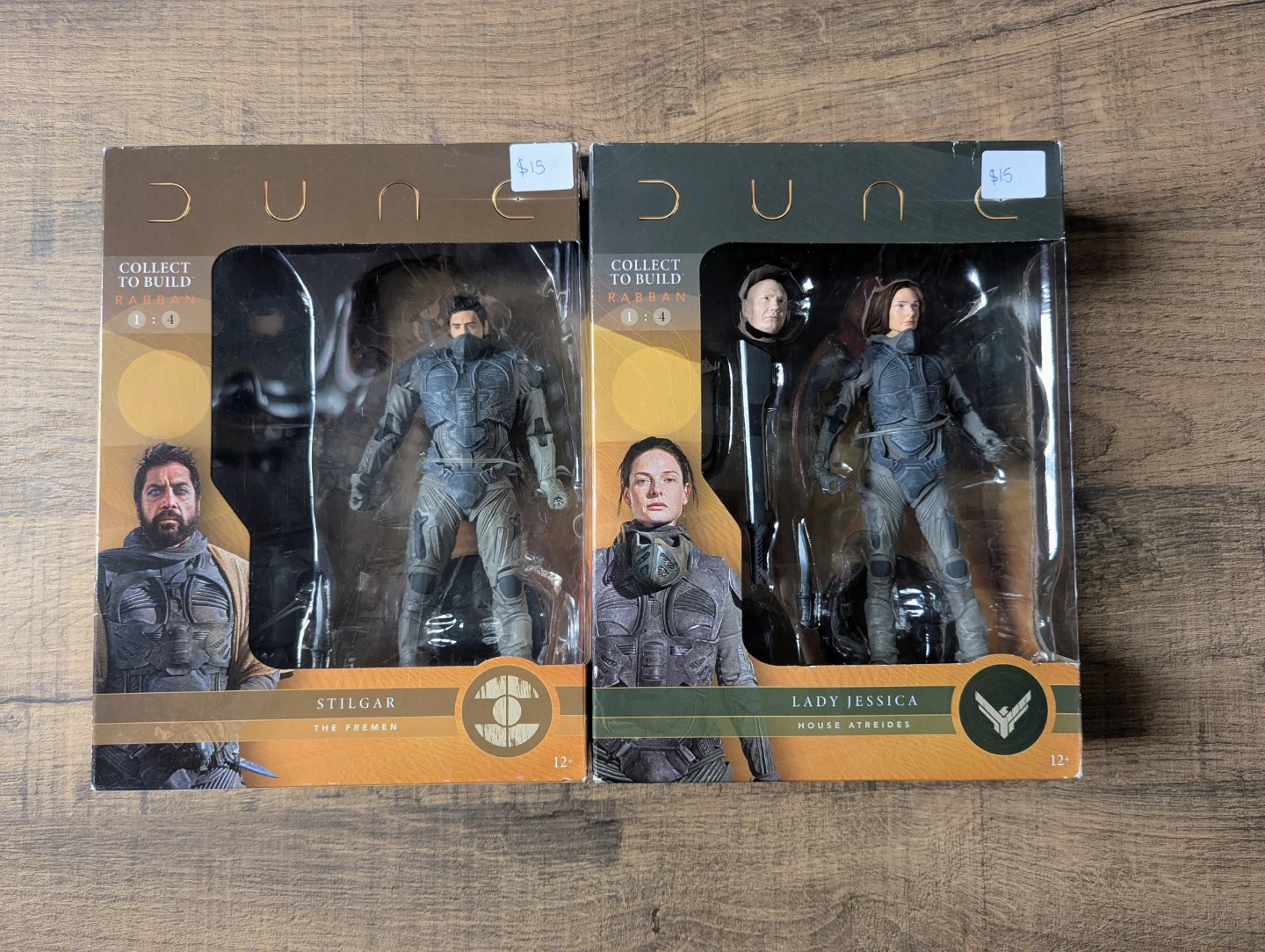 Dune figure statue