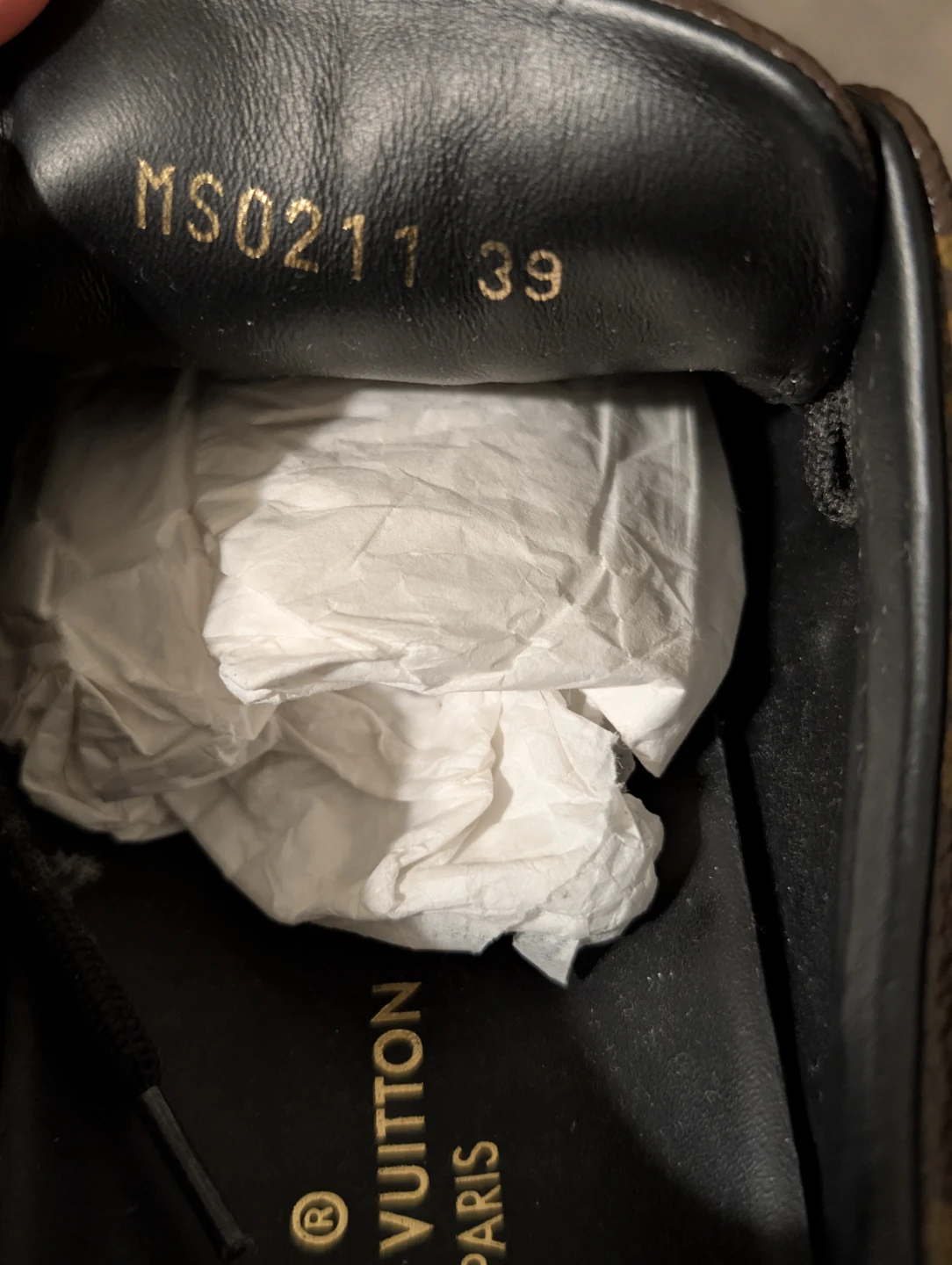 Louis Vuitton Monogram Sneakers Size 39 - photo 3