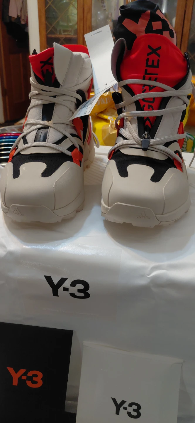 Y-3 TERREX SWIFT R3 GORE-TEX Hiking Boots Size 7 - photo 2
