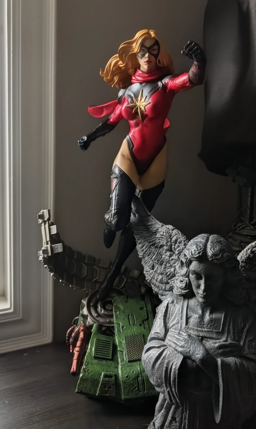 XM Studios Ms. Marvel Statue 1/4