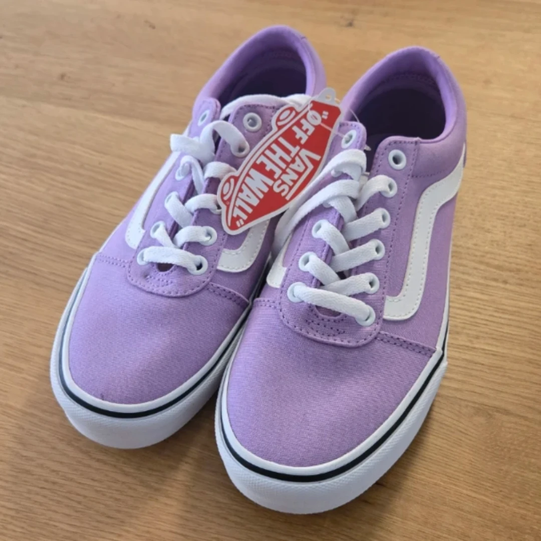 Vans Ward Lavender Canvas Shoes Women's US 7.5
