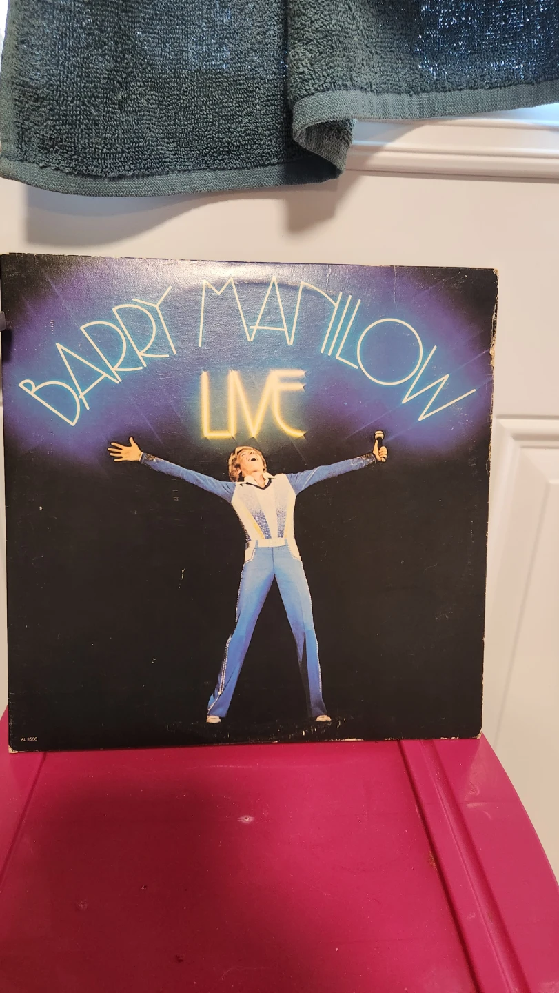 Barry Manilow Live Vinyl Record Album  Double LP