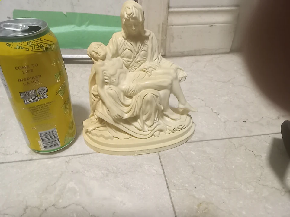 Madonna and Child Statue - photo 2