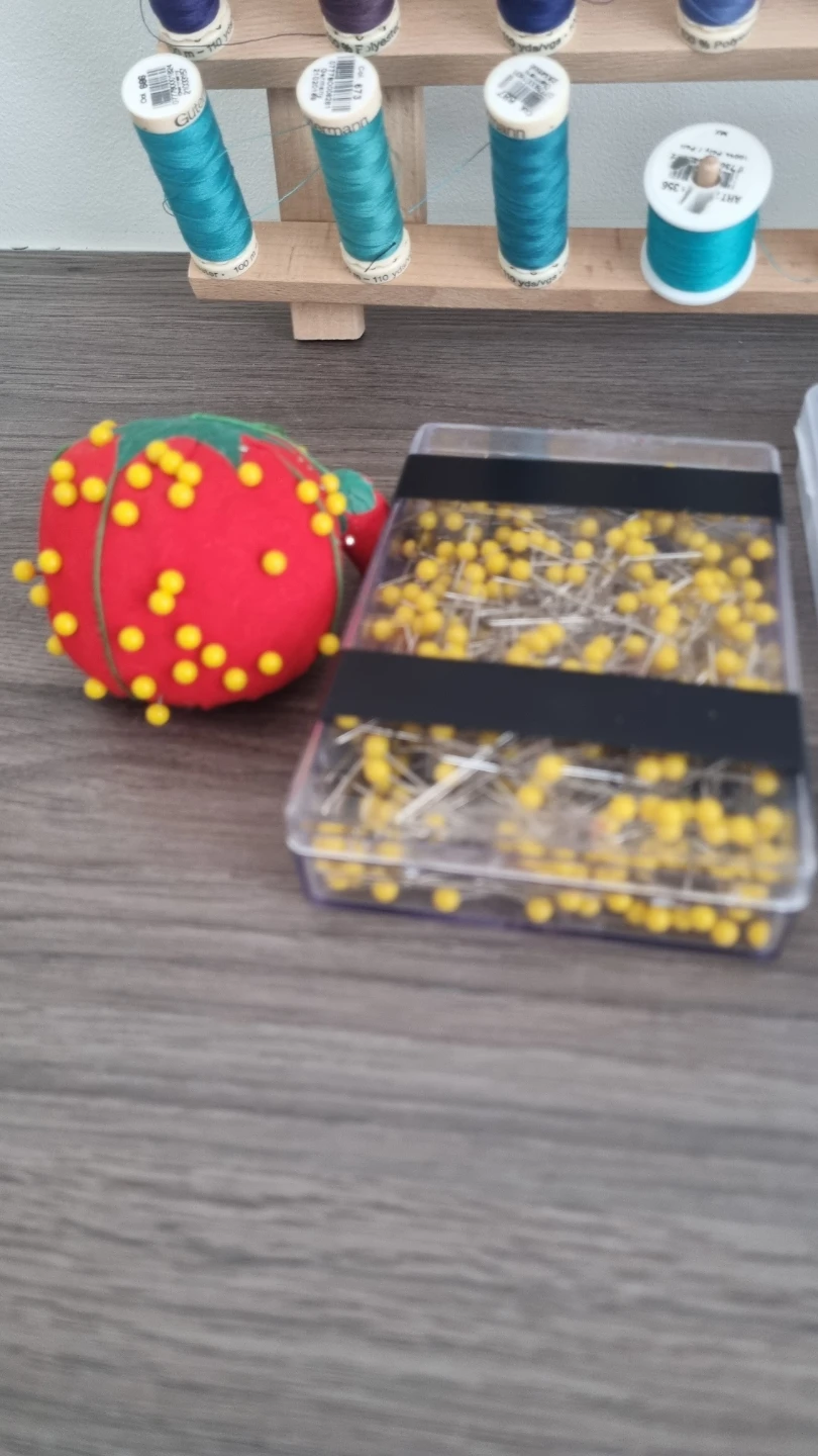 Assorted Sewing Threads and Items - photo 2