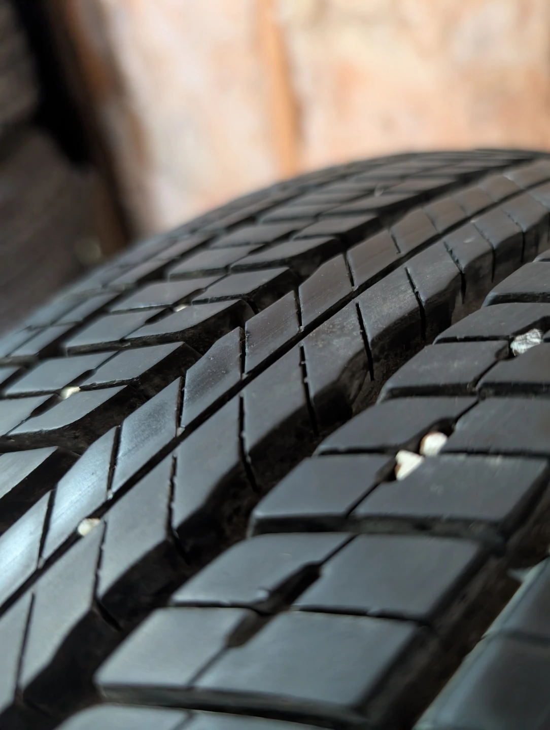 (4)-185/65R14 All Season Tires/Steel Rims 2011 Hyundai Accent - photo 5