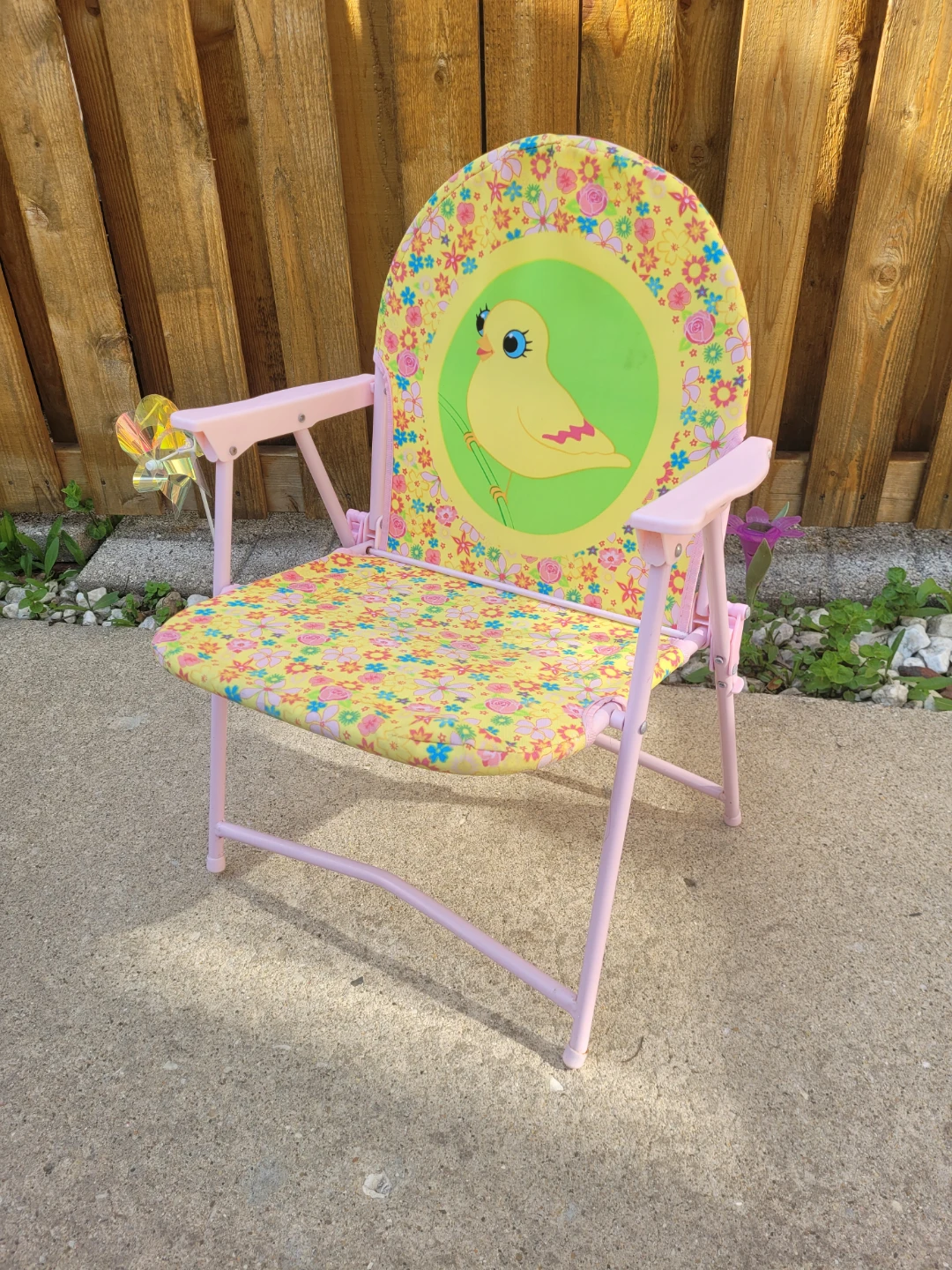 Kids Folding Chair with Yellow Chick Design