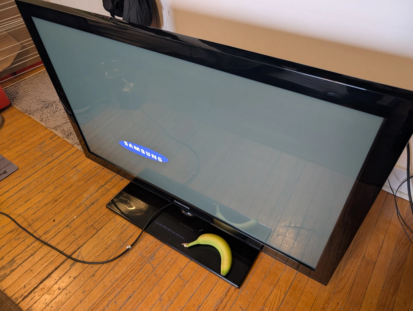 Samsung PN42C430A1D 42" Plasma TV - photo 2