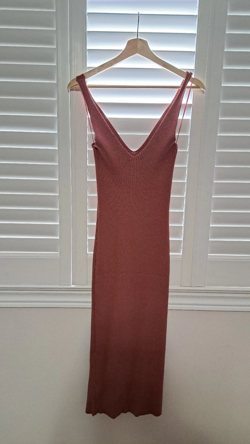 DYNAMITE Ribbed Midi Dress - Rose Size TP/XS - photo 2