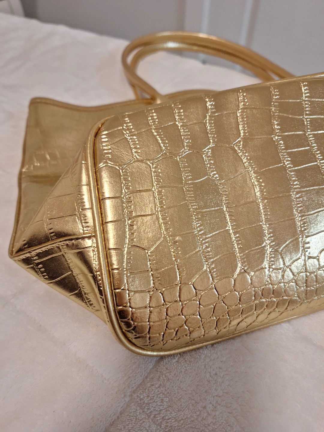 Fornarina Gold Crocodile Embossed Tote Bag - photo 3