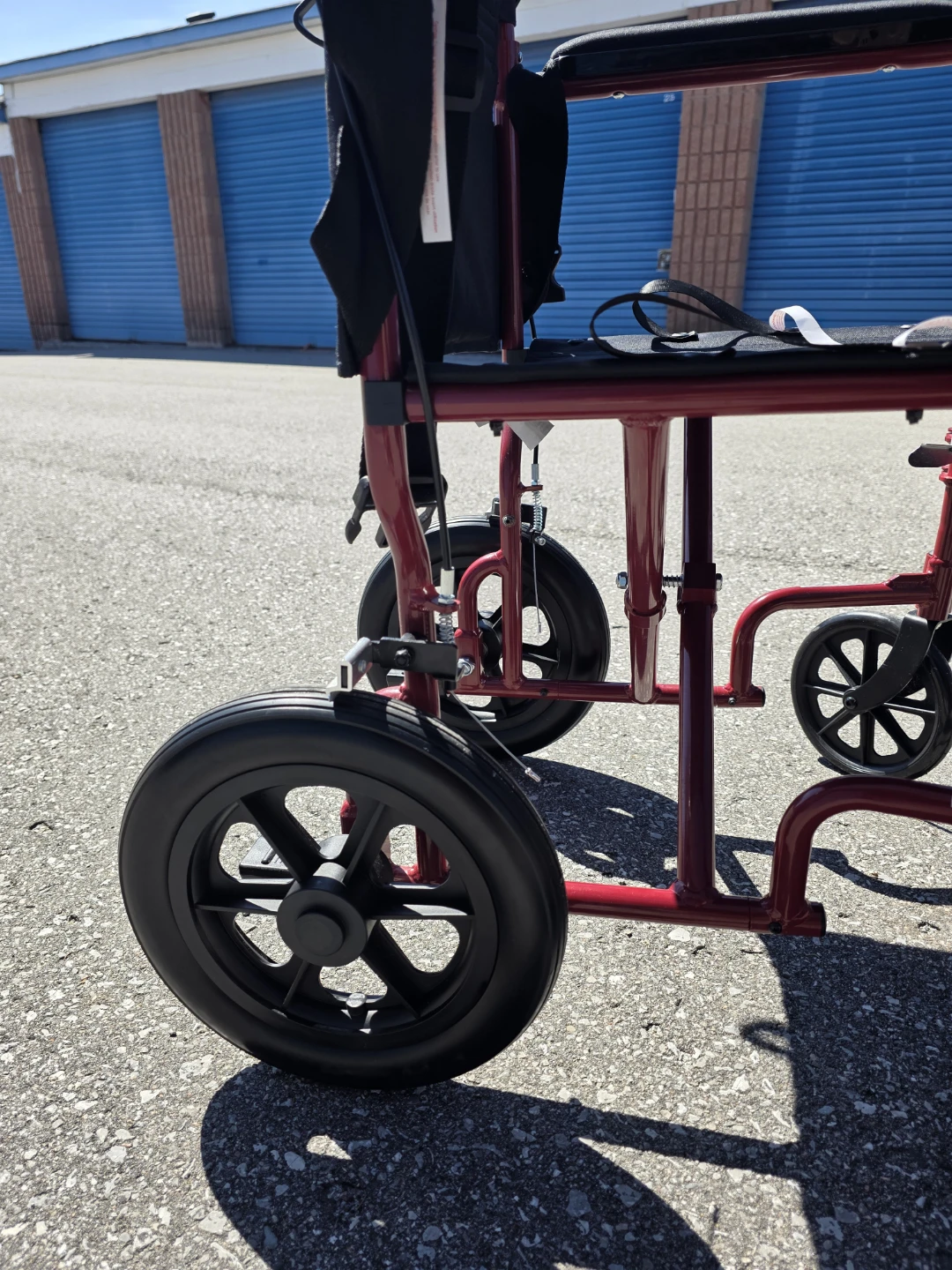 Transport wheelchair 19" seat, Great condition - photo 3