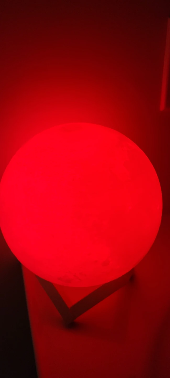 Moon Lamp color changing 🌱 - photo 2