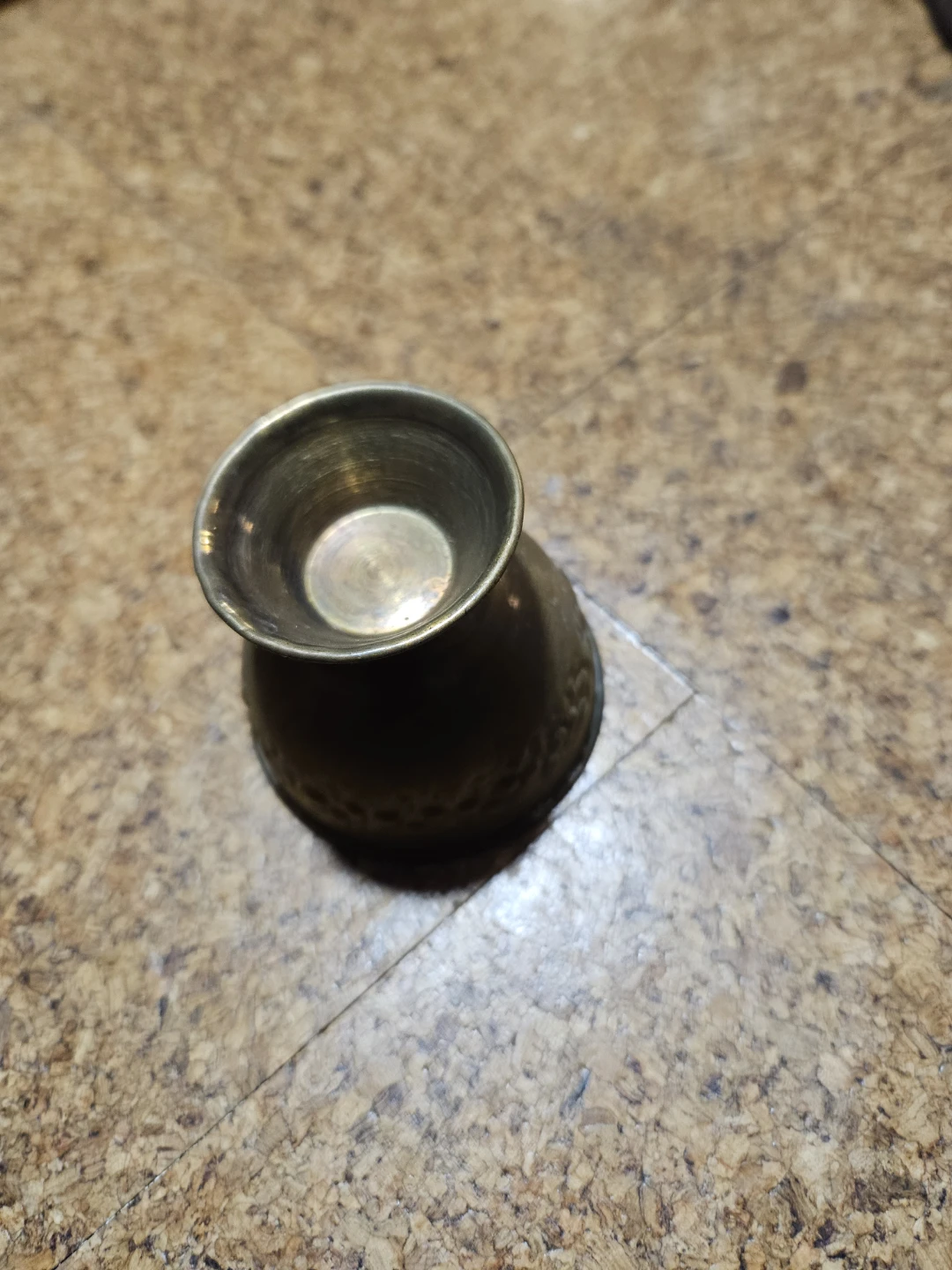 Vintage Metal Egg Cup Holder - photo 4