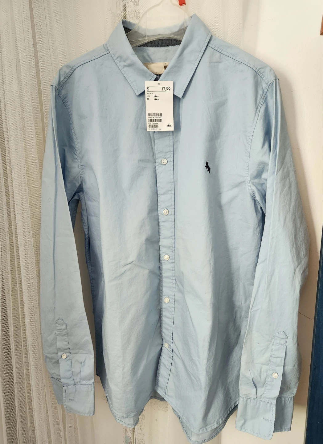 H&M Light Blue Button-Up Shirt
