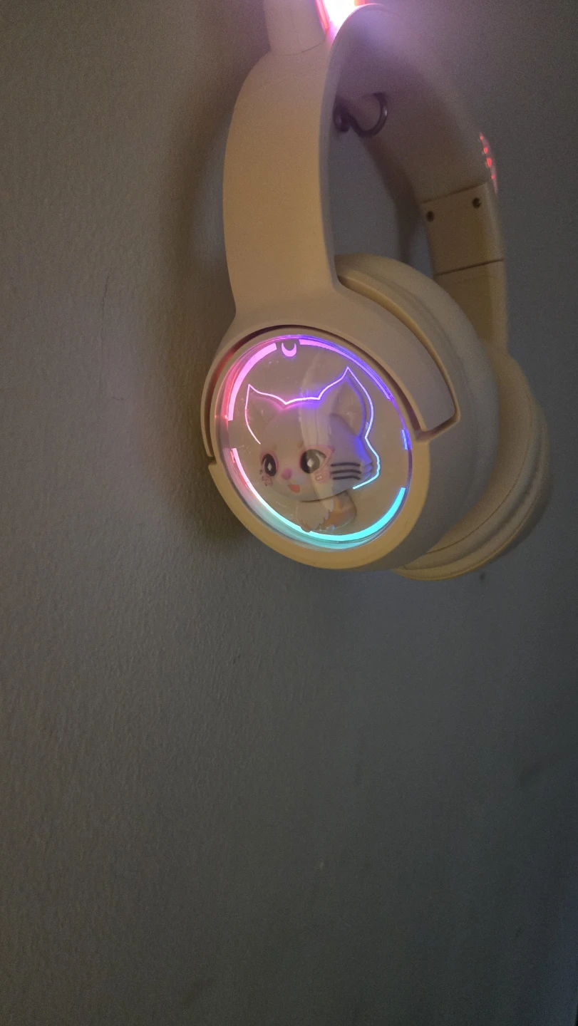 Cream Cat Ear Headphones with LED Lights bluetooth - photo 4