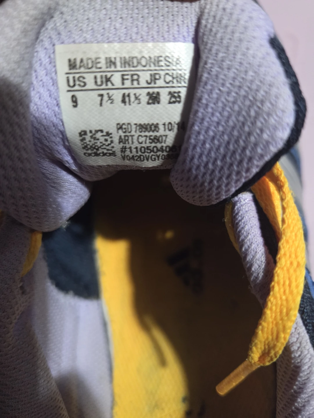 Adidas Women's Running Shoes Size 9 - photo 3