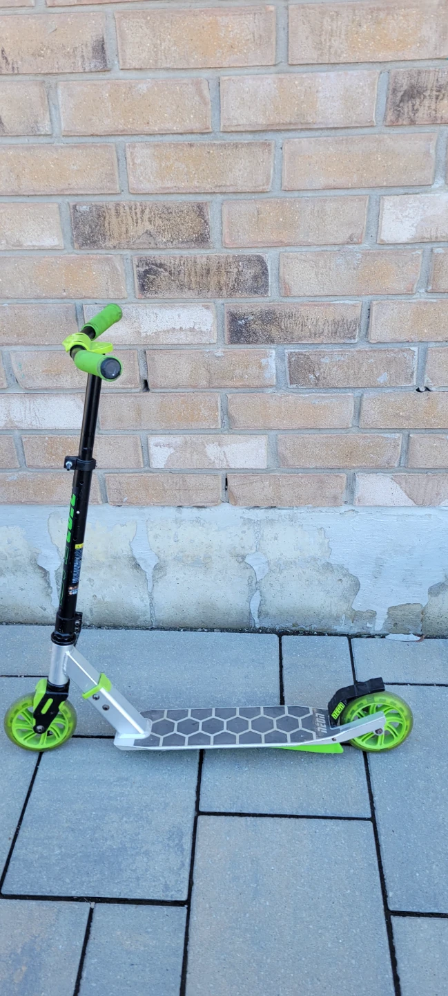 Neon Flash Scooter