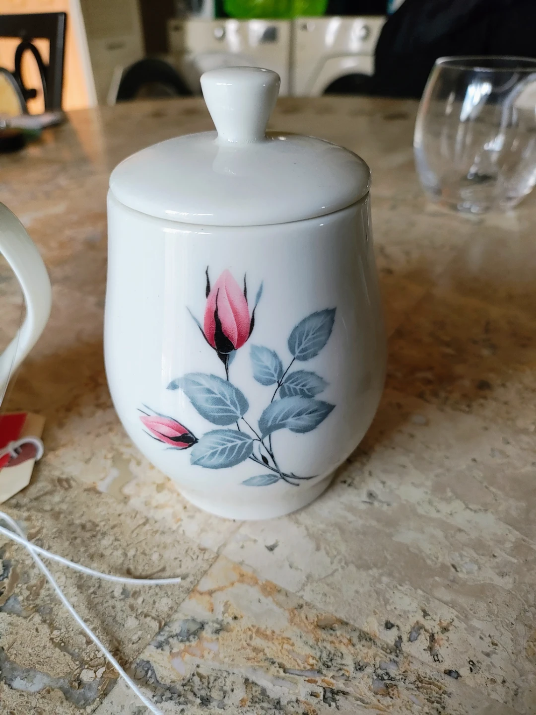 Lenore Classic Rose Fine China Creamer and Sugar Bowl Set - photo 2