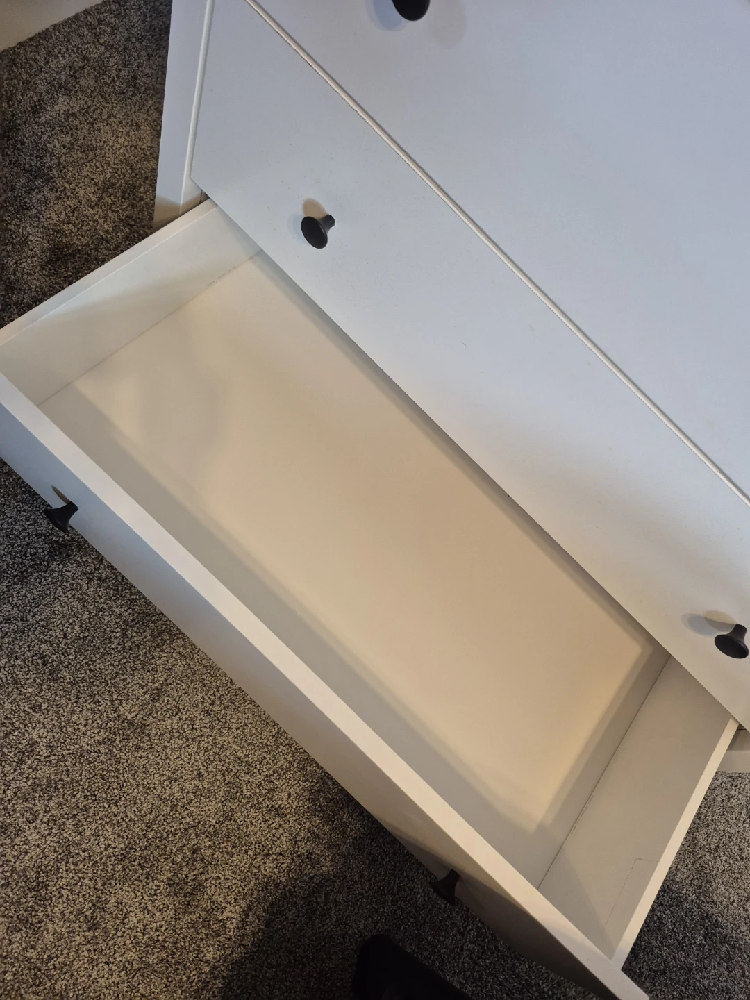 White 3-Drawer Dresser - photo 5